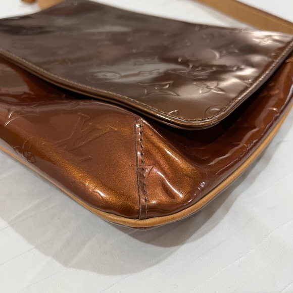 Authentic Vintage Louis Vuitton Thompson St Vernis Leather bronze shoulder bag - Picture 2 of 16